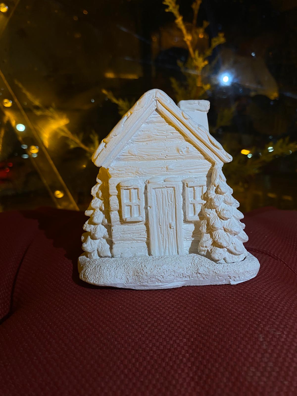 Tütsülük Kış Evi + 6 Renk Boya + 2 Fırça